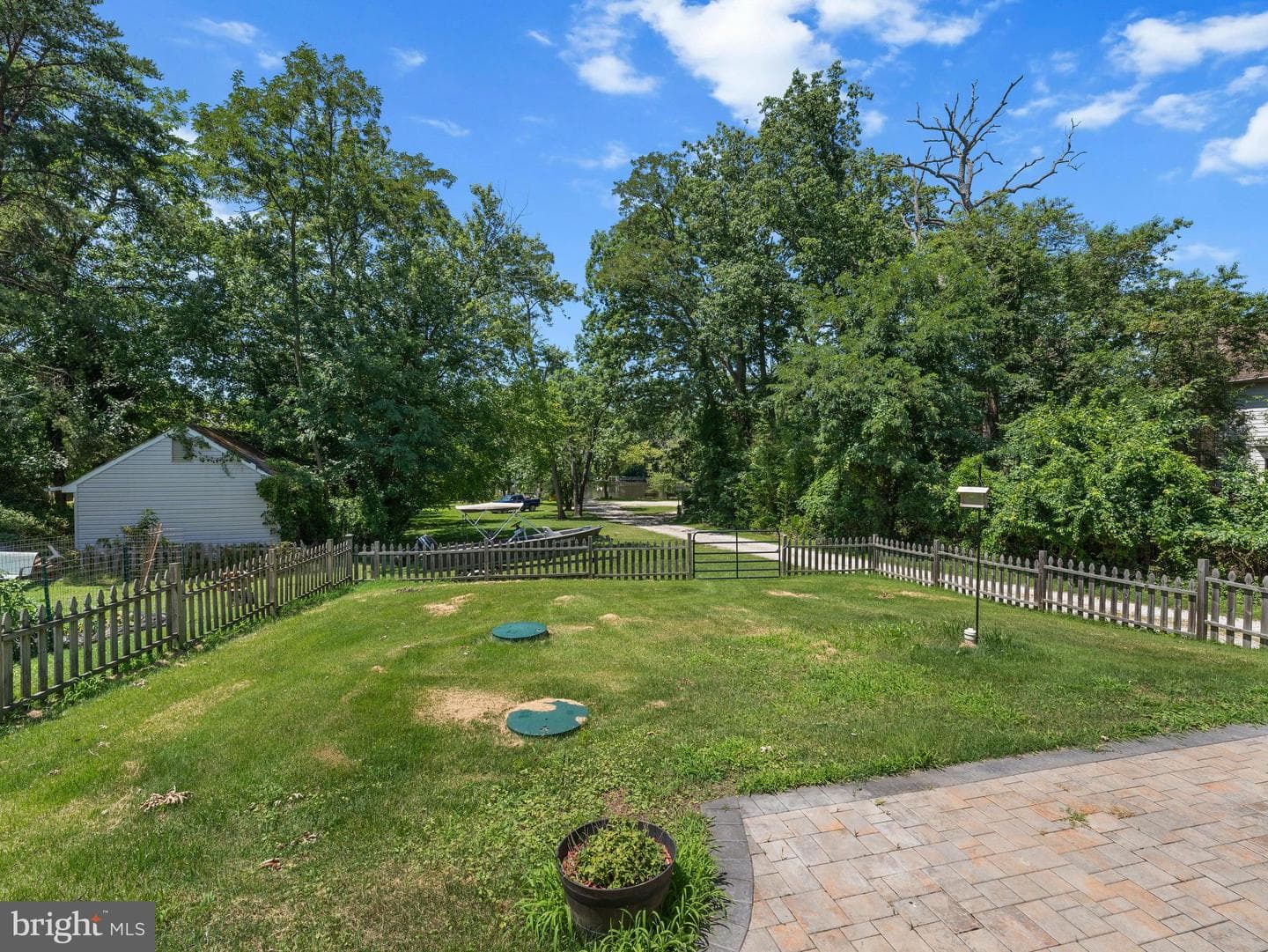 610 Laurel Drive photo 24