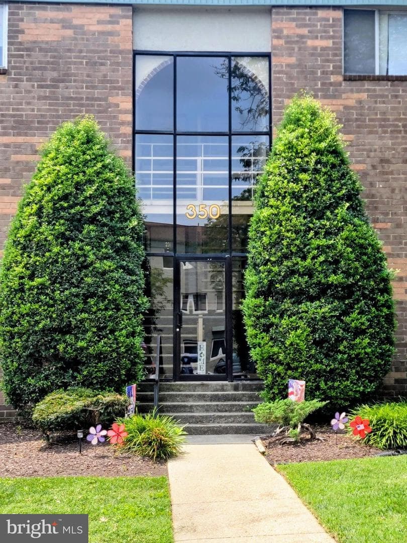 350 Gatewater Court #301 E photo 1