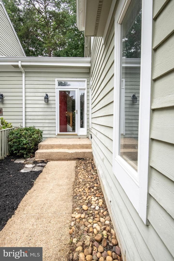 2802 Mockingbird Court photo 3