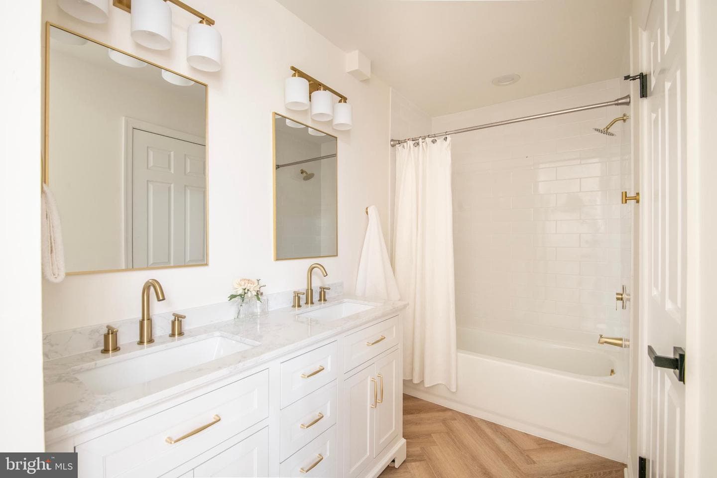 2802 Mockingbird Court photo 49