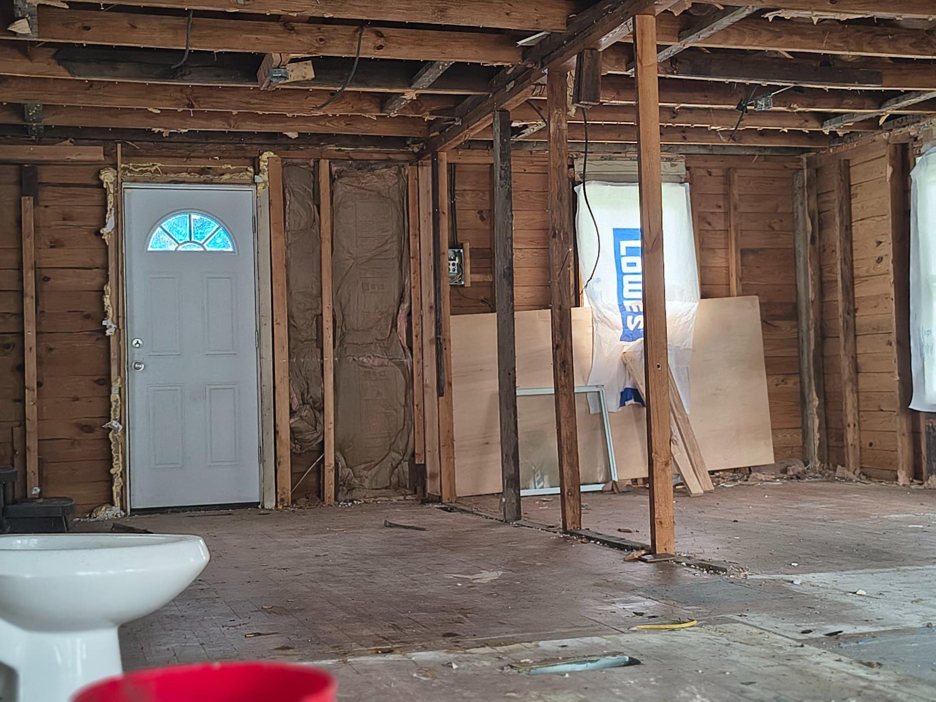1704 Twickenham Road photo 3