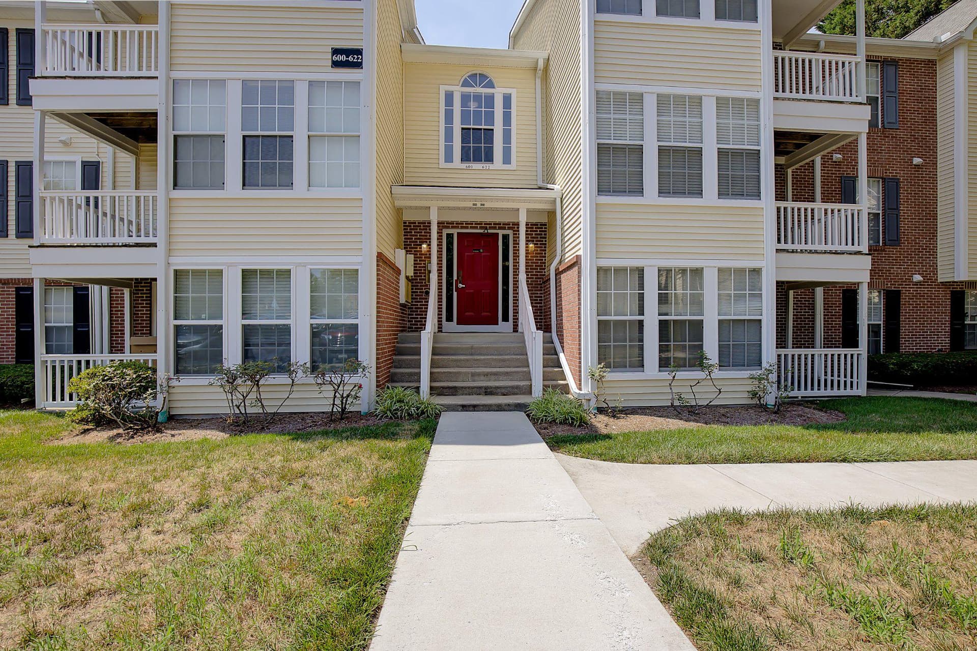 618 Belle Dora Court photo 1