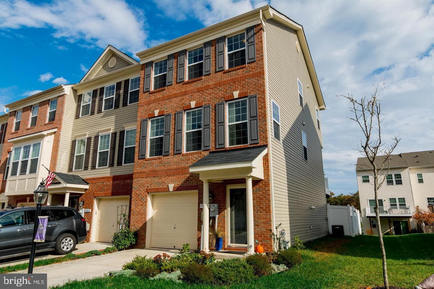 7665 Timbercross Lane photo 1