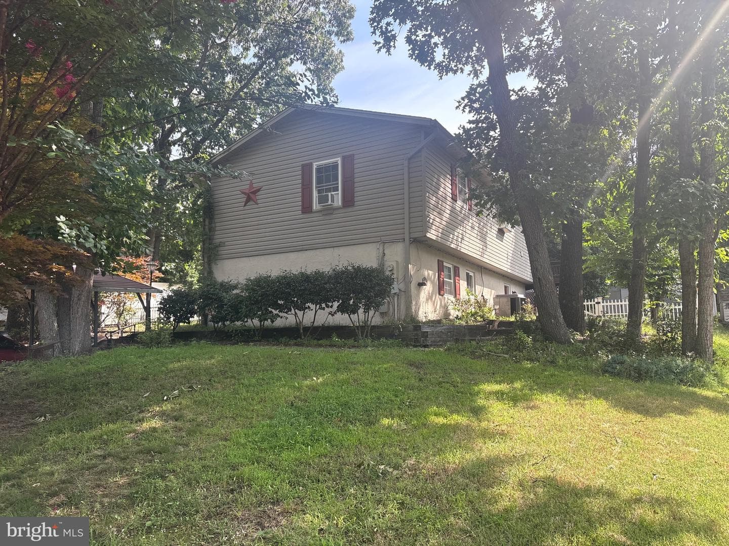 321 Maryland Avenue photo 1