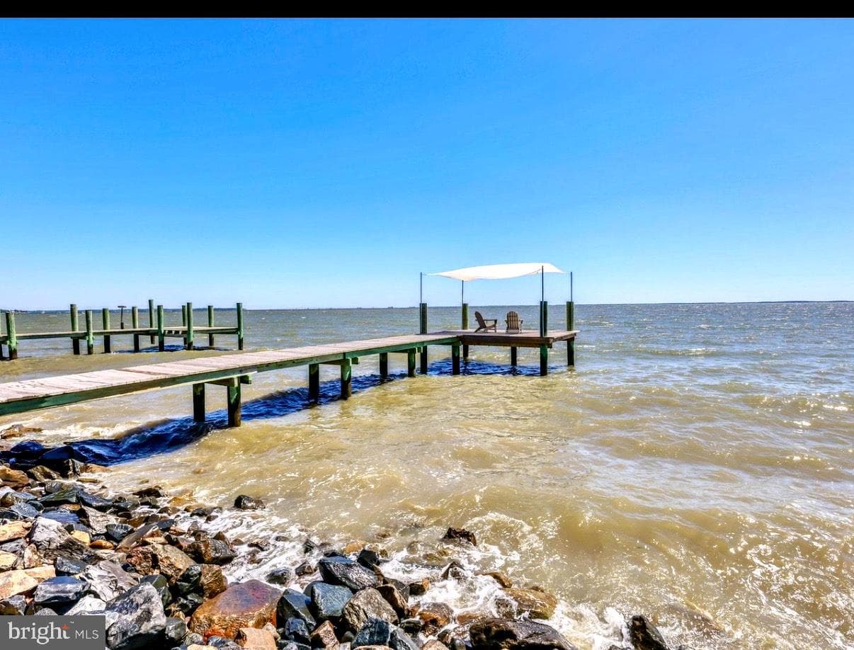 4721 Oak Road photo 1
