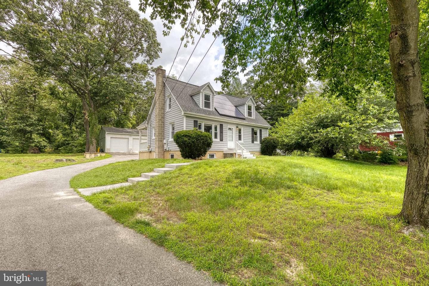 1608 Severn Road photo 1