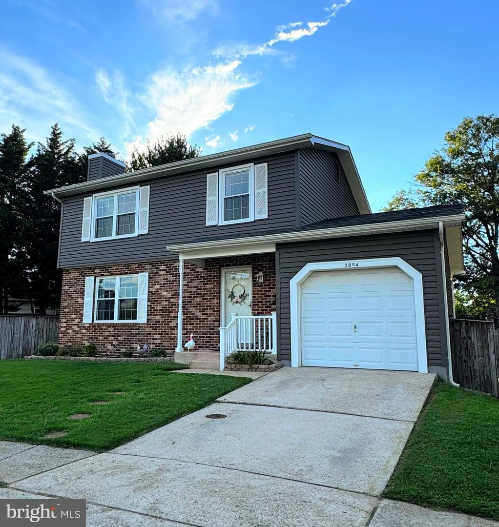 2894 Dungate Court photo 1