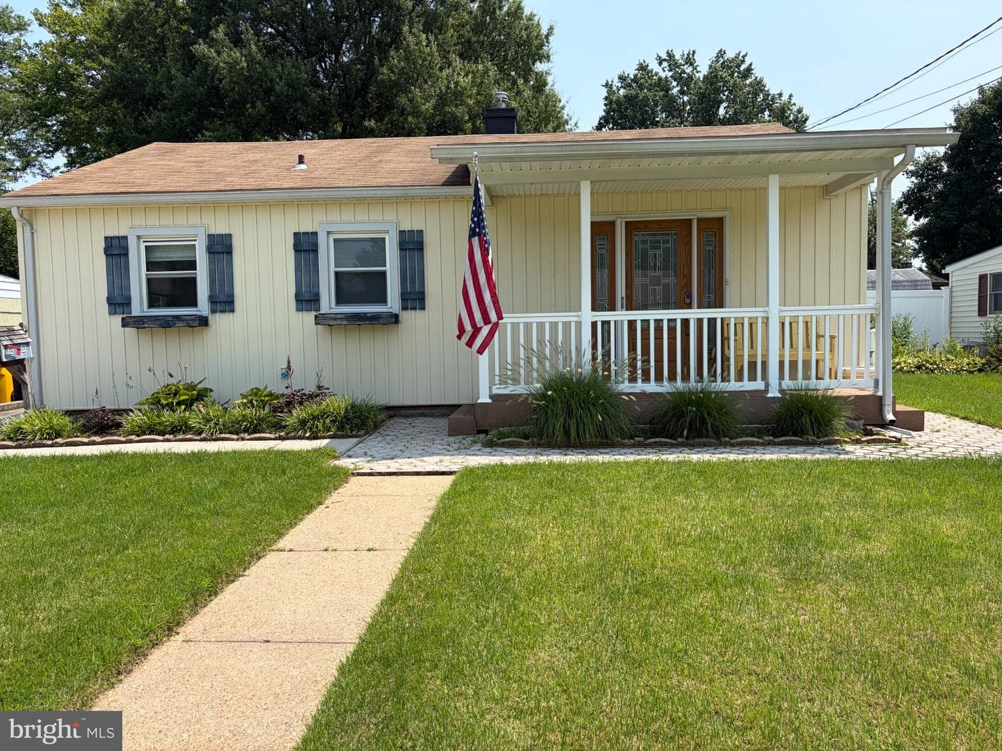105 Garrett Road photo 1