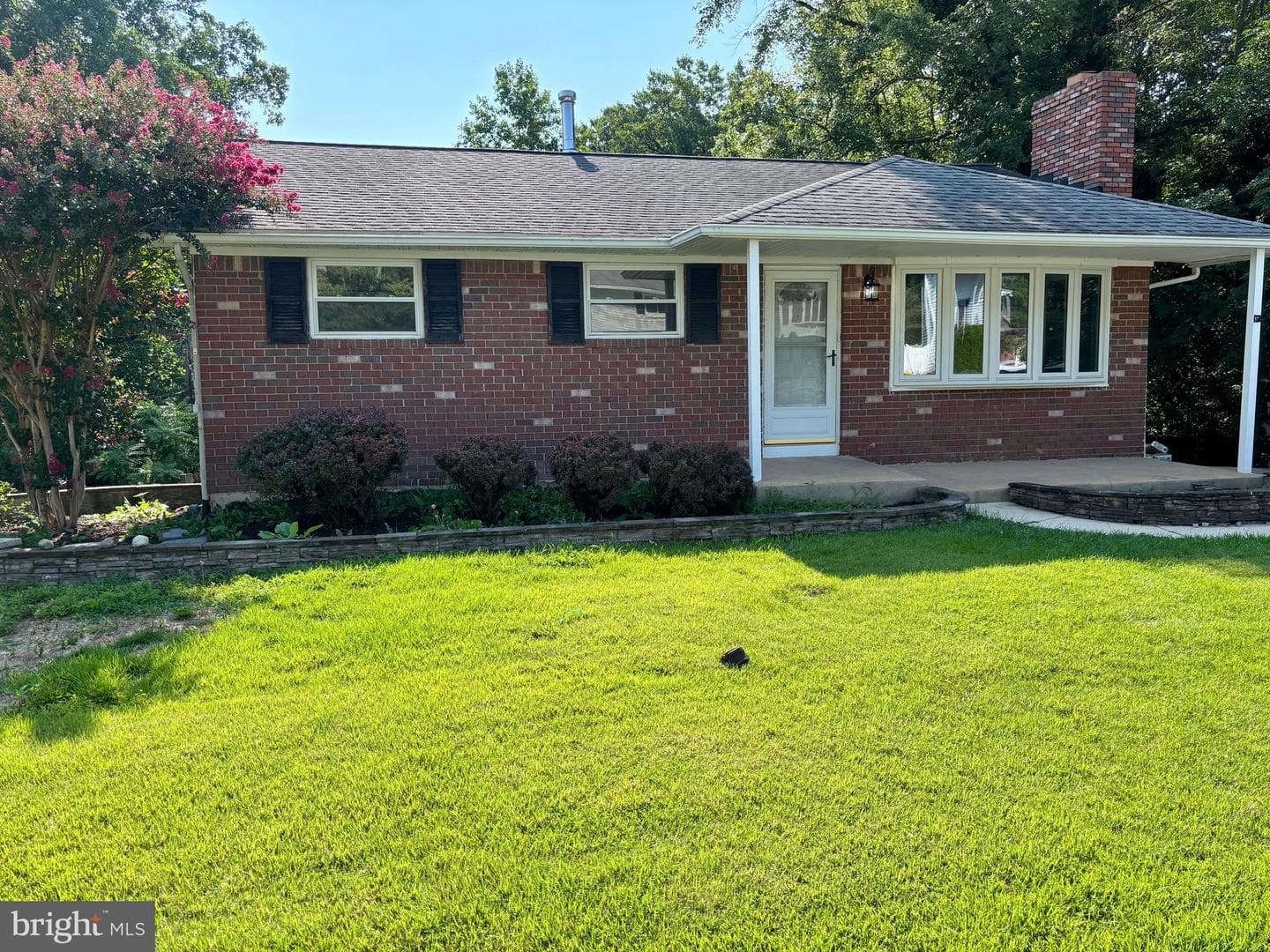541 Crestpark Drive photo 1