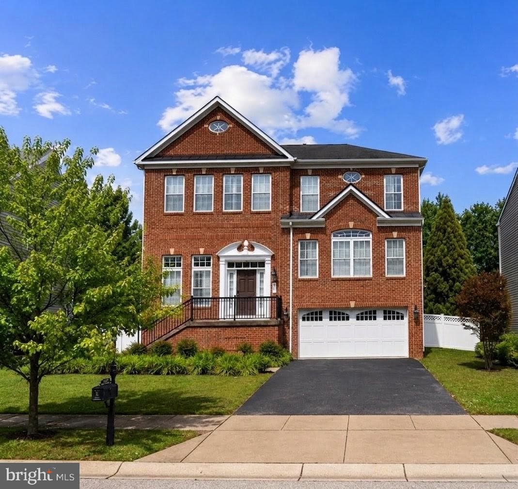 206 Bowen Court photo 1