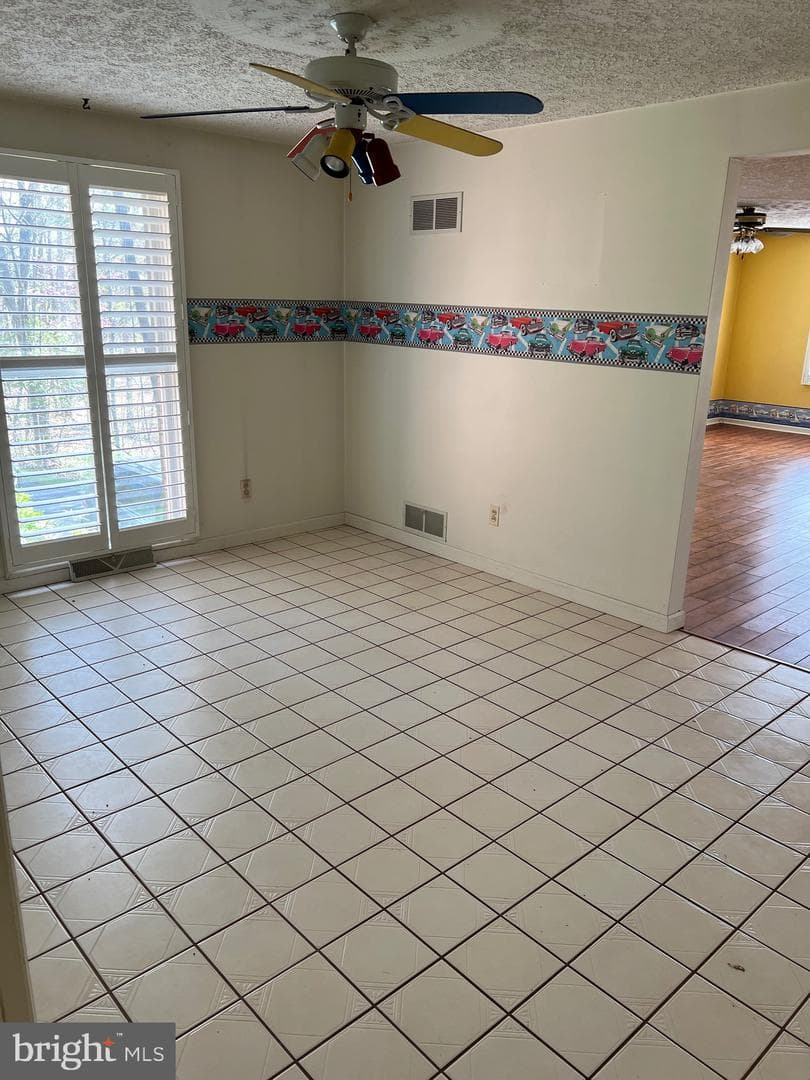 17702 Maniford Road SE photo 20