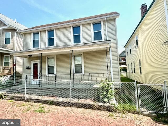 110 Arch Street photo 2