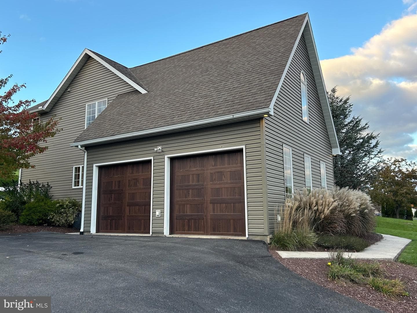 505 Grandview Drive photo 9
