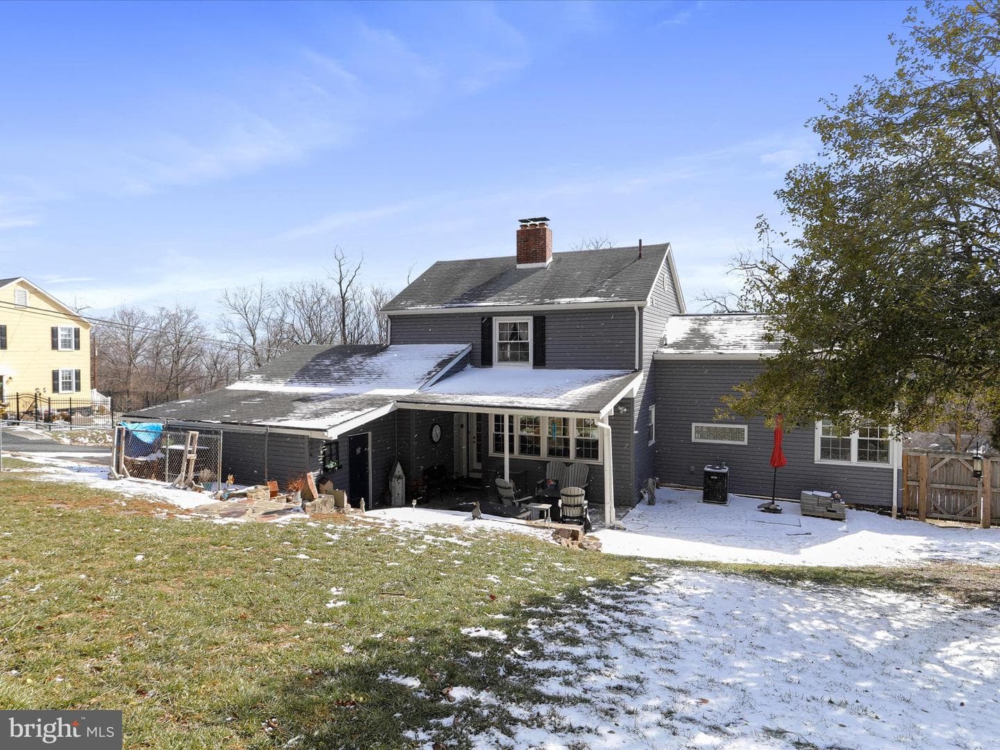 1061 Longwood Avenue photo 37