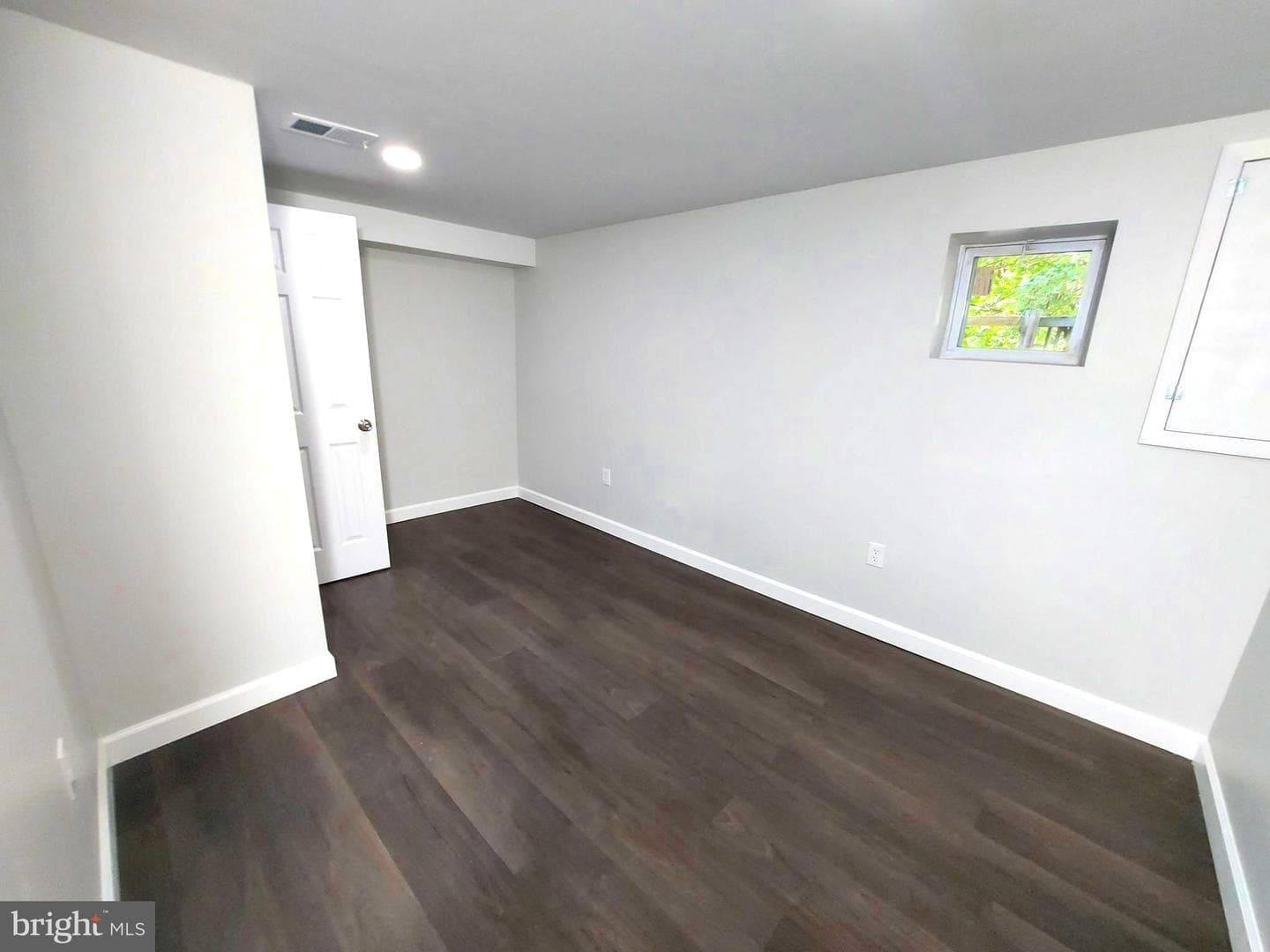 11200 Sunrise Avenue photo 25