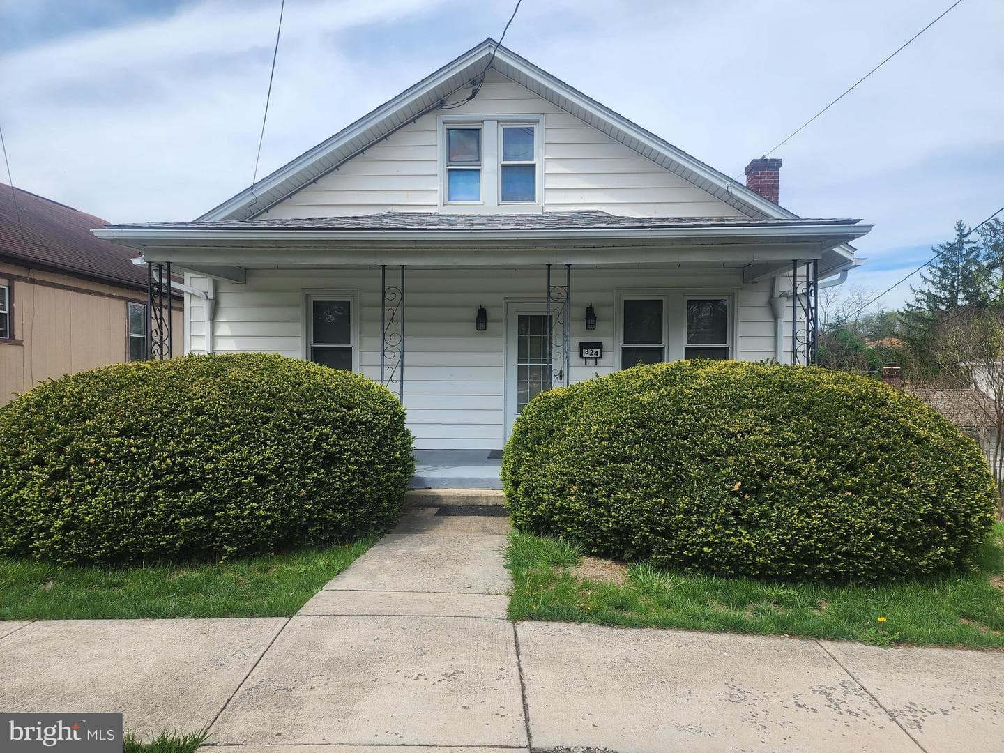 324 Reservoir Avenue photo 1