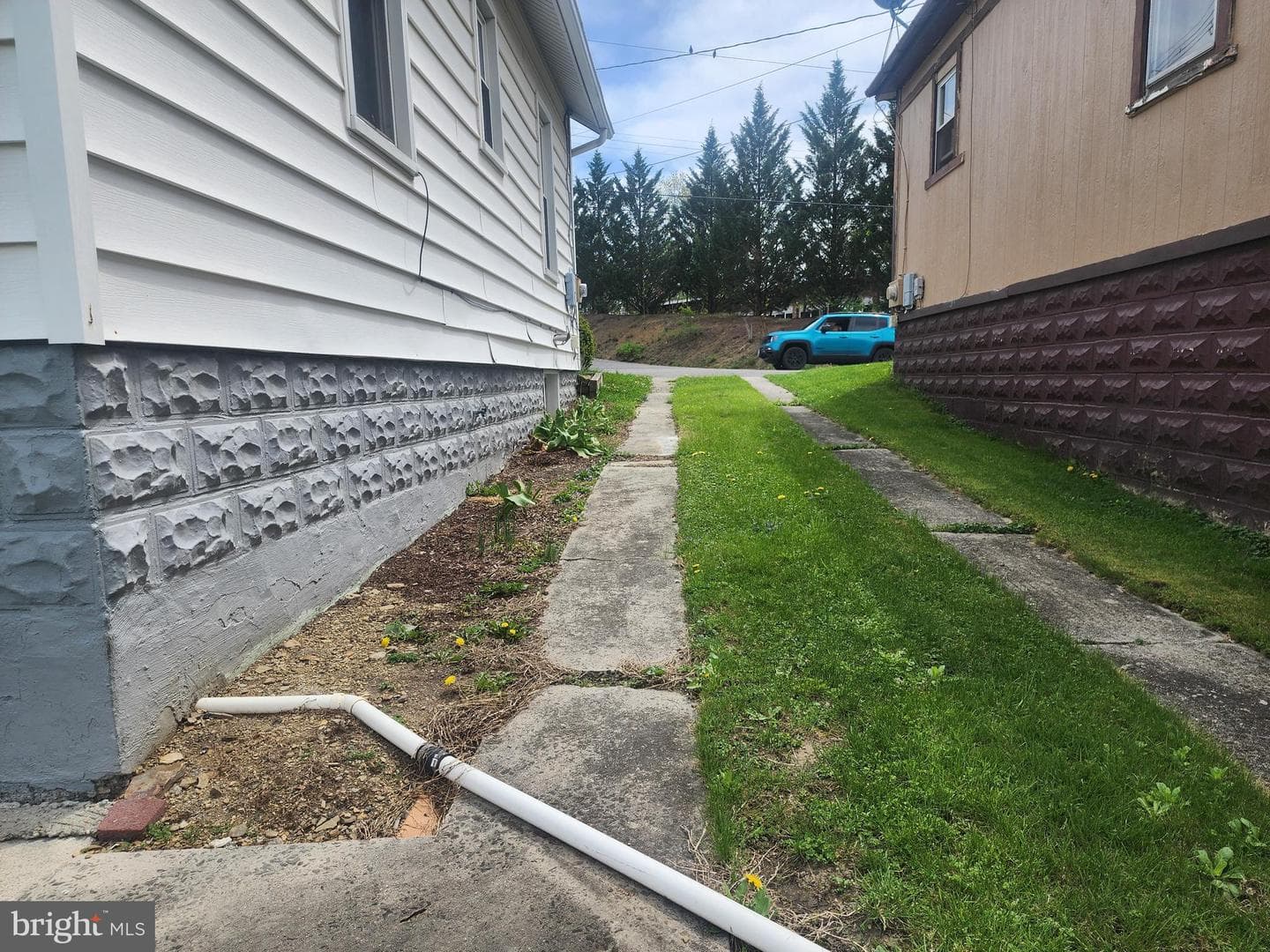 324 Reservoir Avenue photo 4
