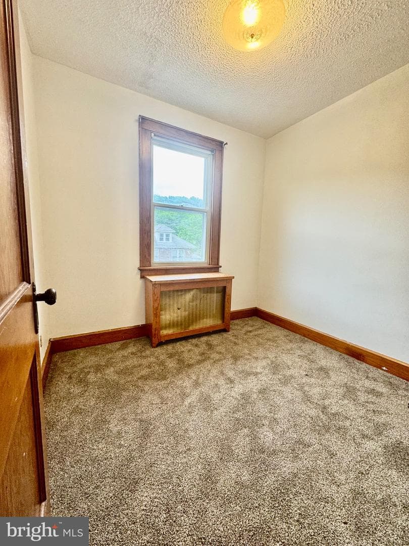 714 Lincoln Street photo 14