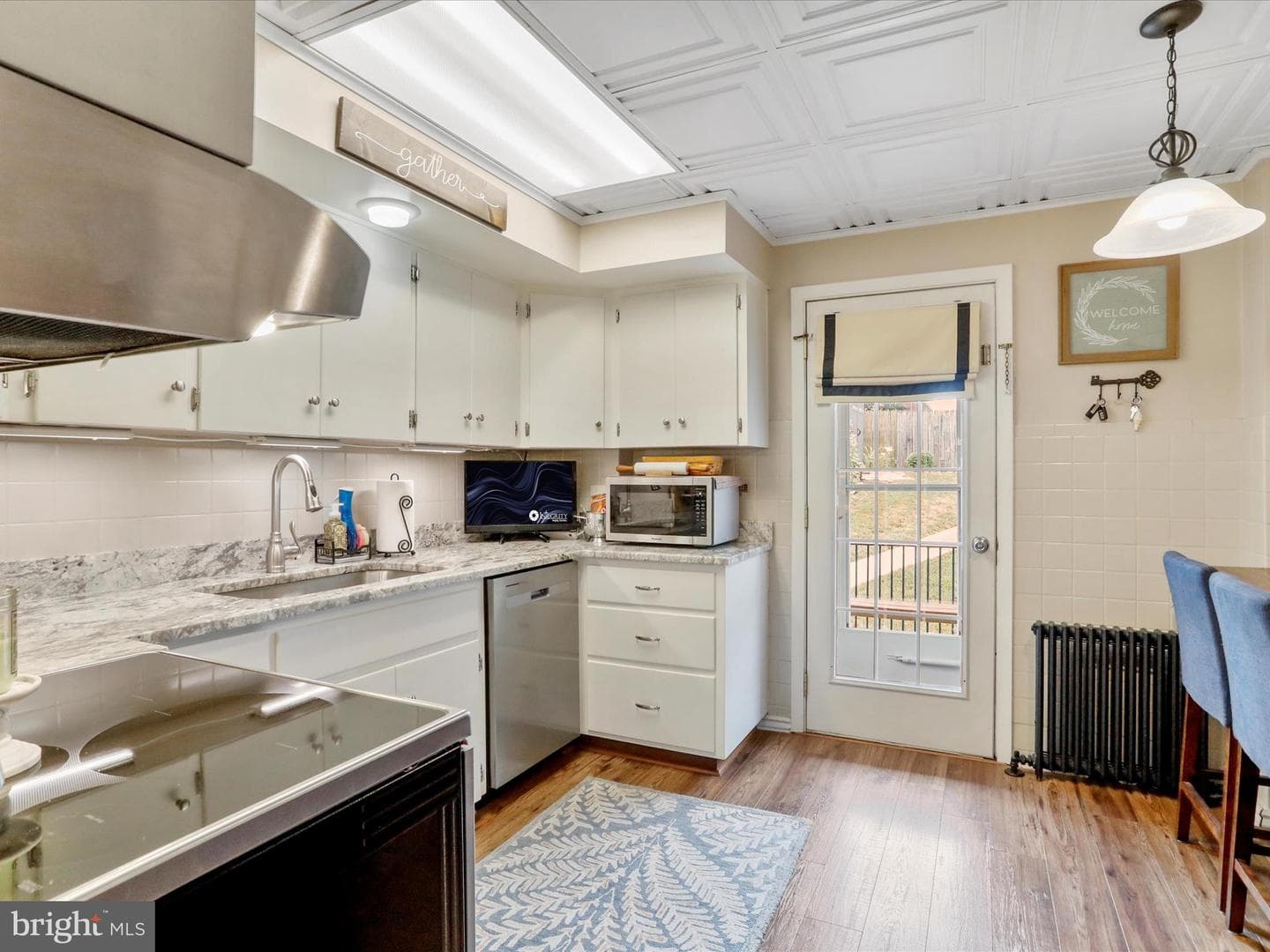 609 Kent Avenue photo 8