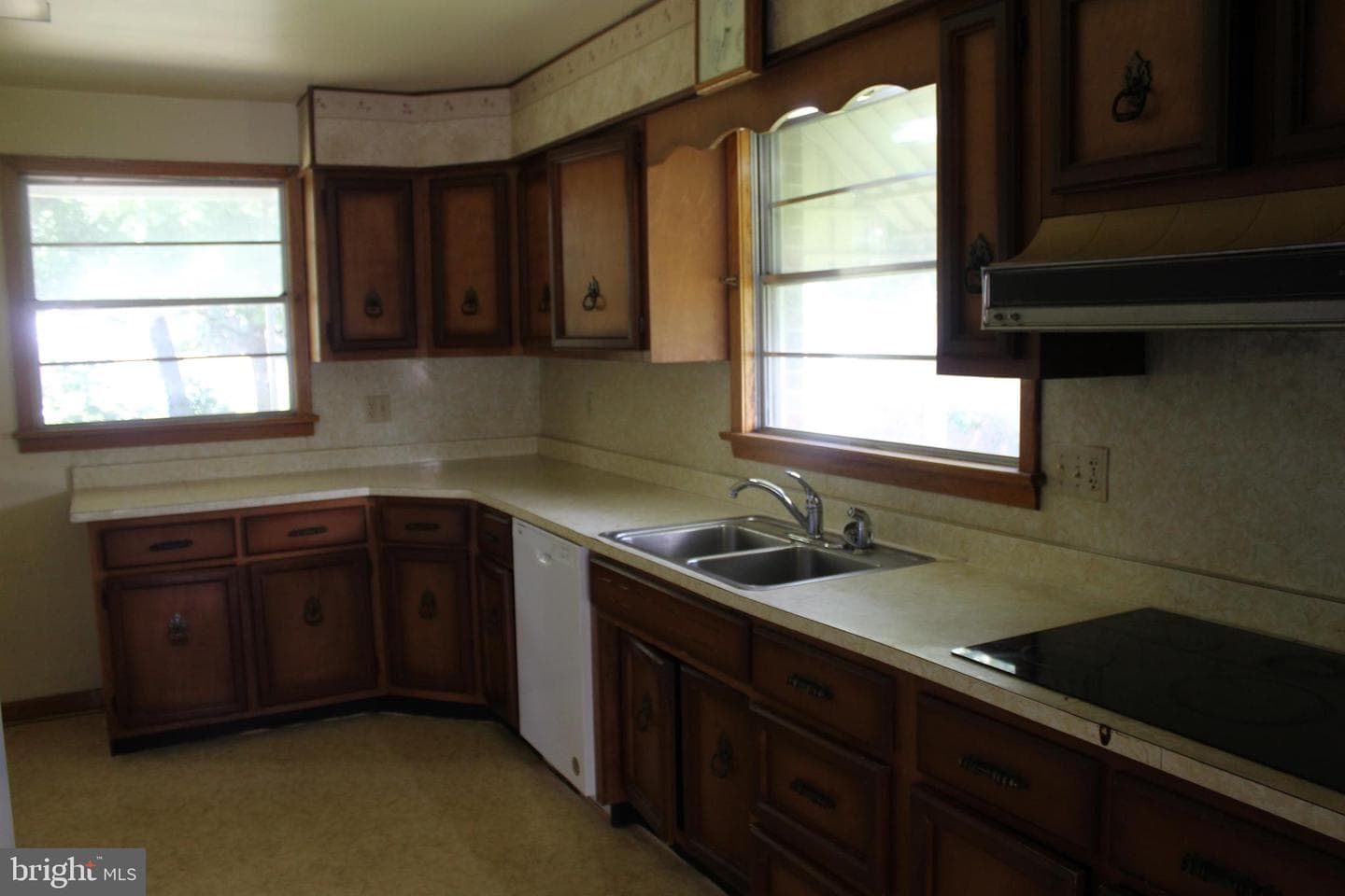 53 Stoyer Street photo 22