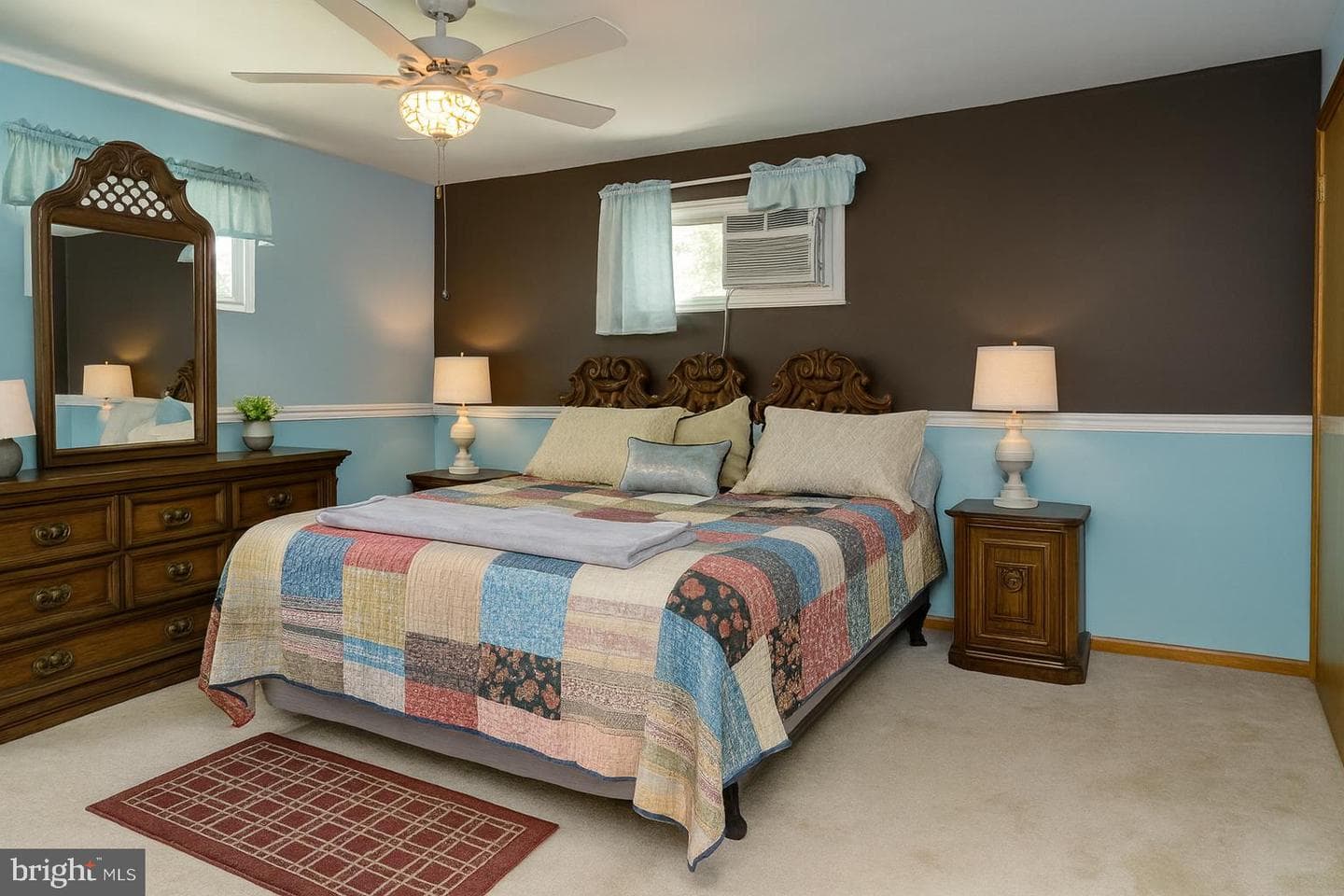 805 White Avenue photo 8