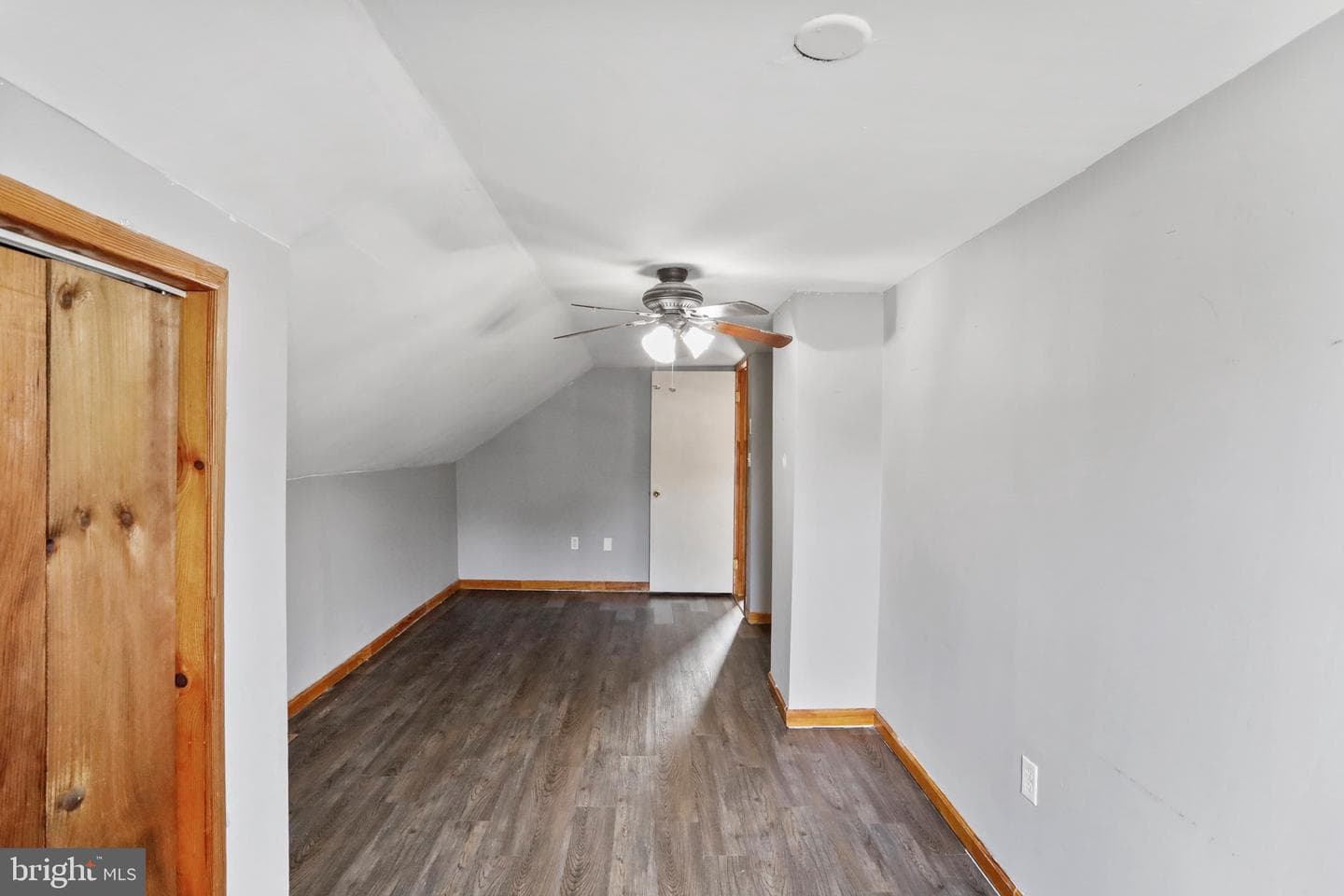 533 Fort Avenue photo 14