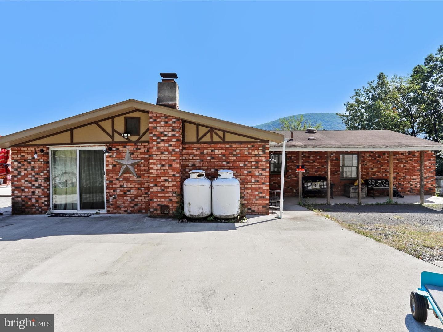 12303 Mcmullen Highway SW photo 3
