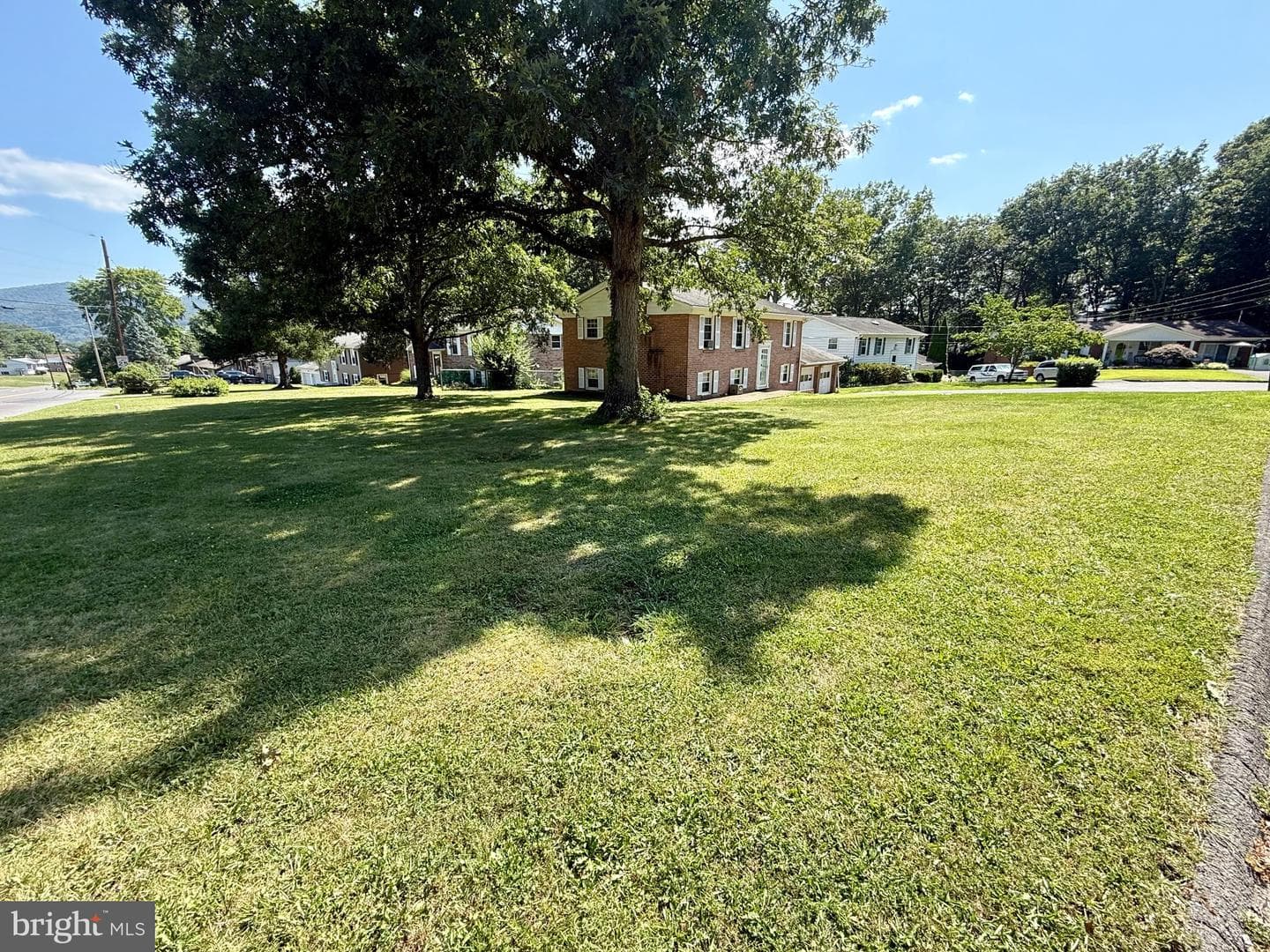 15700 Acorn Ct photo 4
