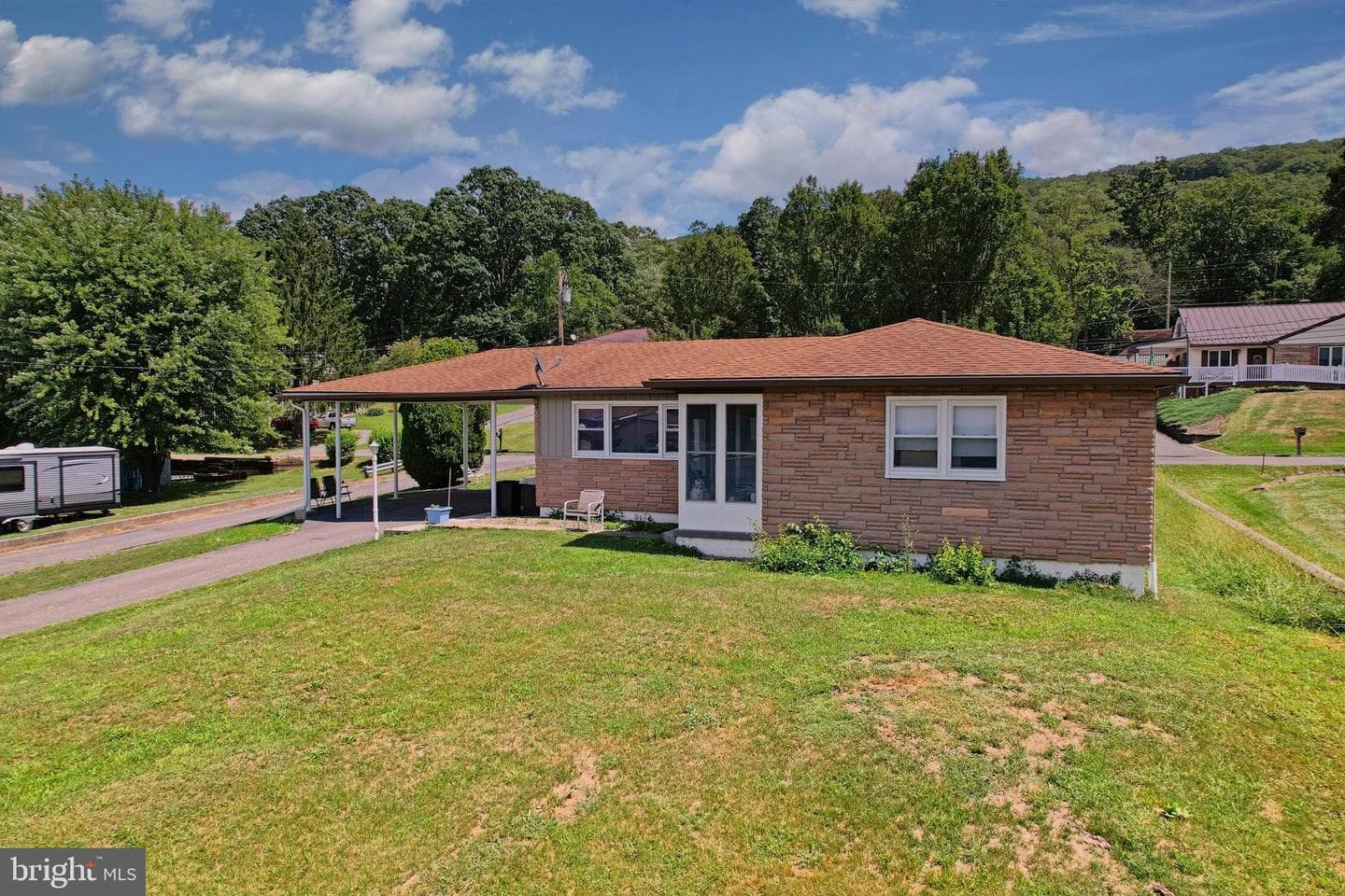 14 Clubhouse Road photo 9