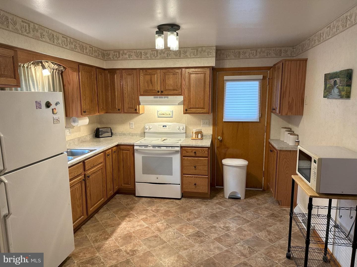 809 Valley View Drive photo 8