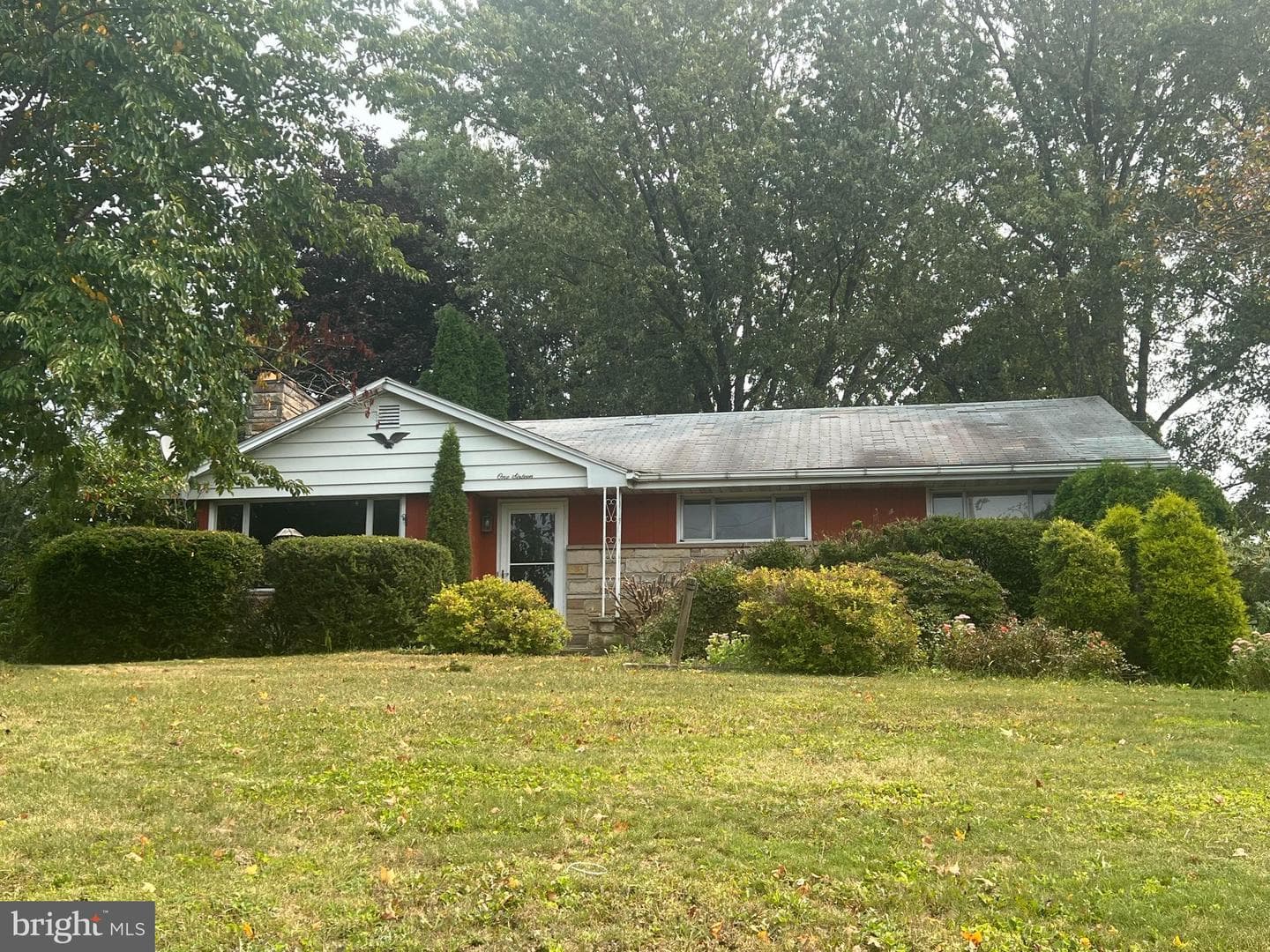 116 Armstrong Street photo 1