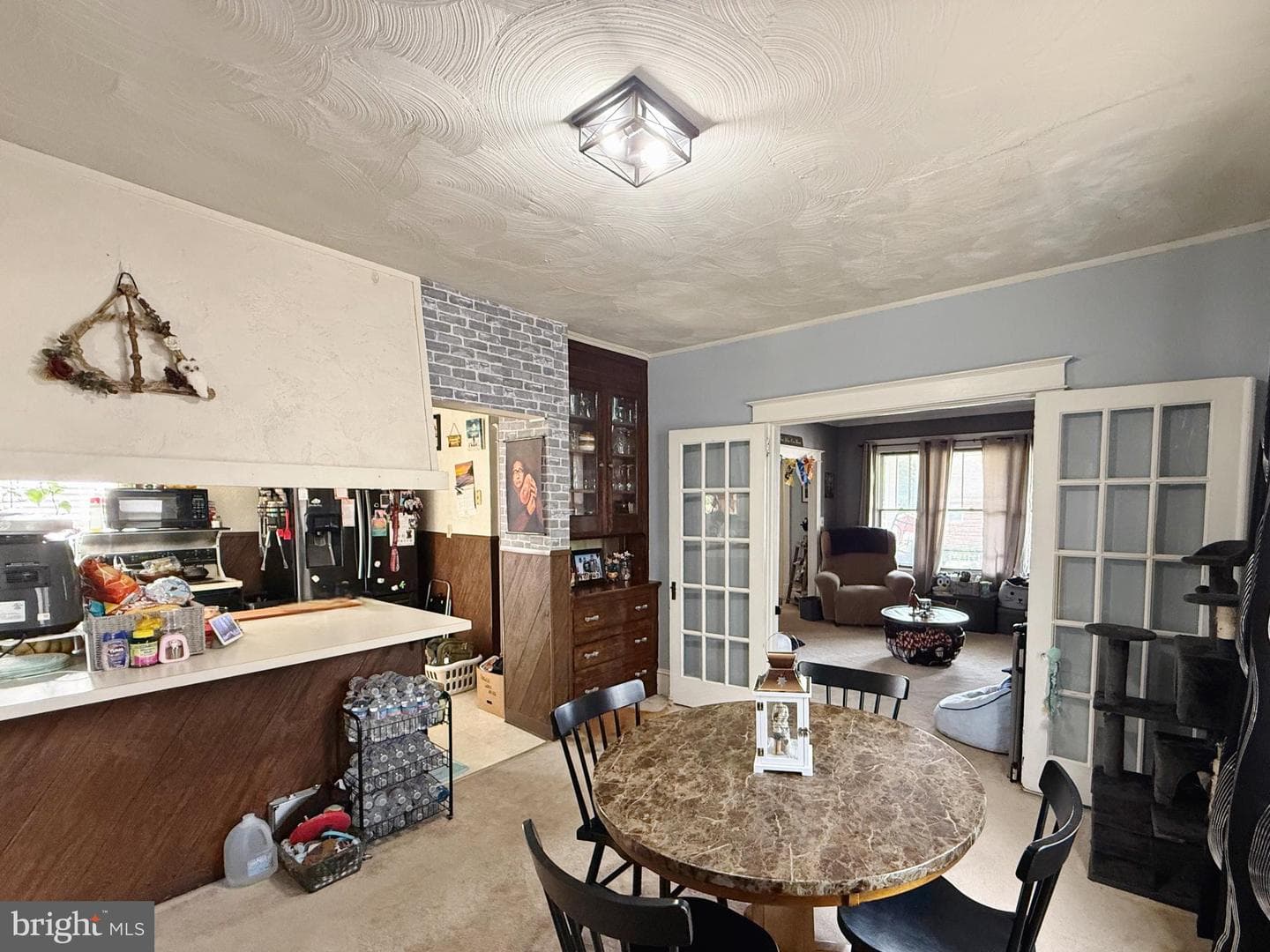 519 Forester Avenue photo 7