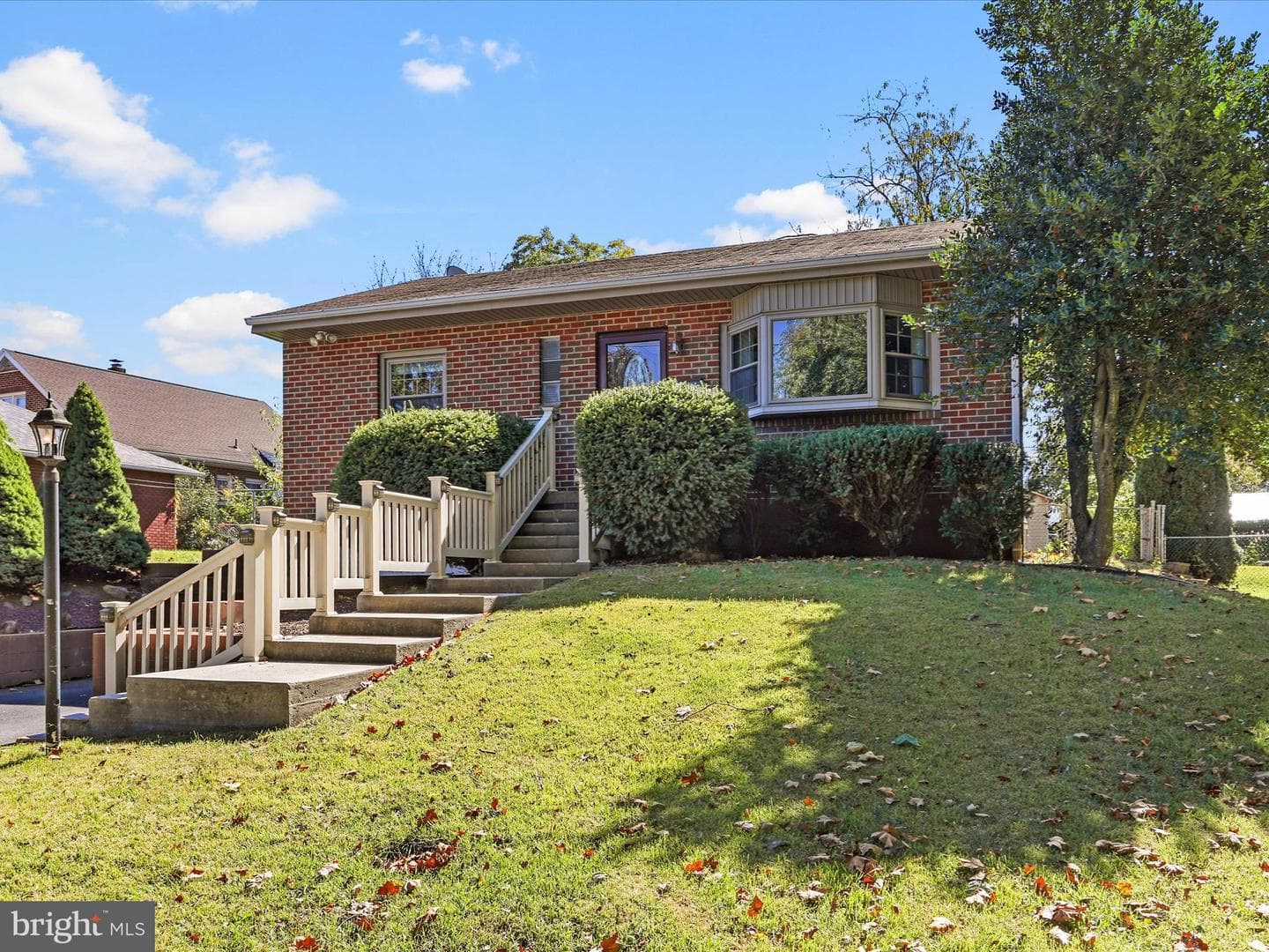 407 Caroline Street photo 4
