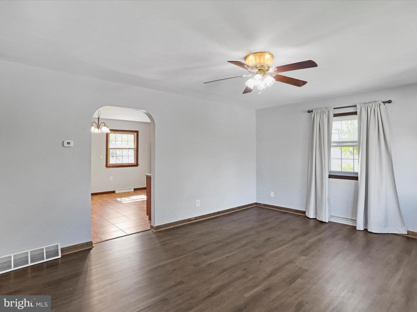 407 Caroline Street photo 5