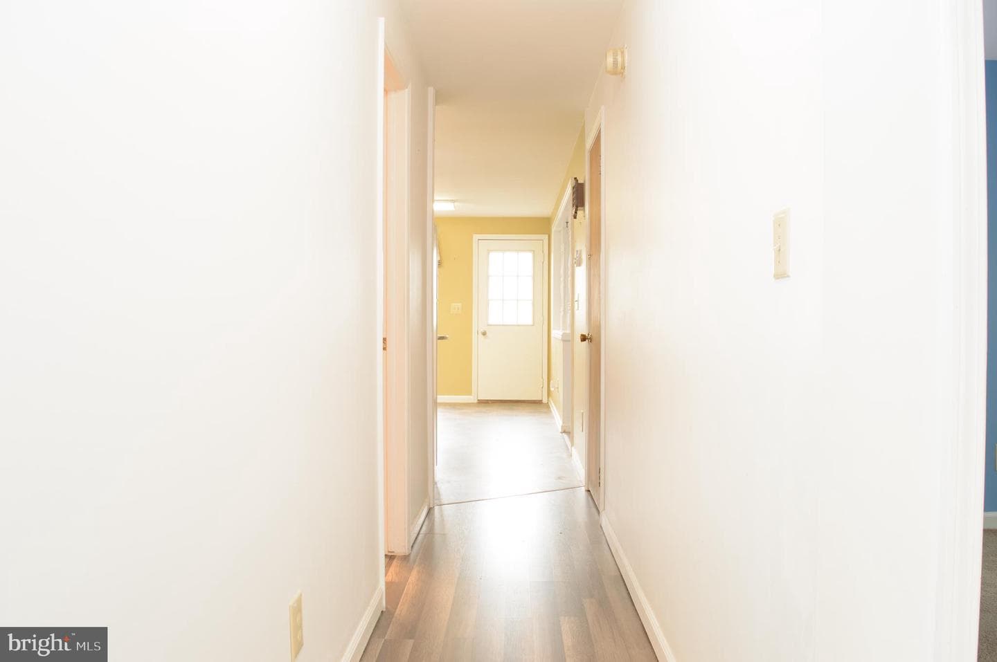 12713 Winchester photo 34