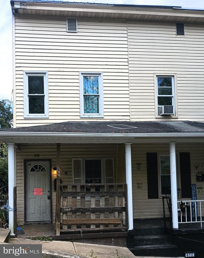 408 Chestnut Street photo 1