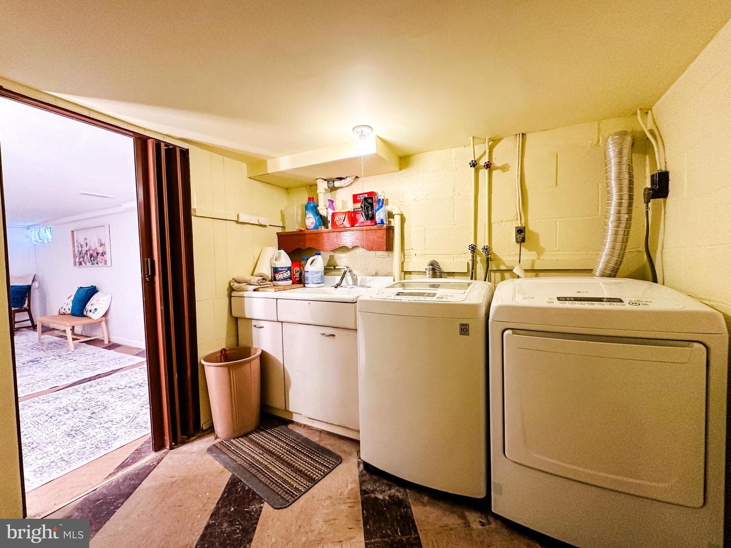 12601 Bowling Street photo 26