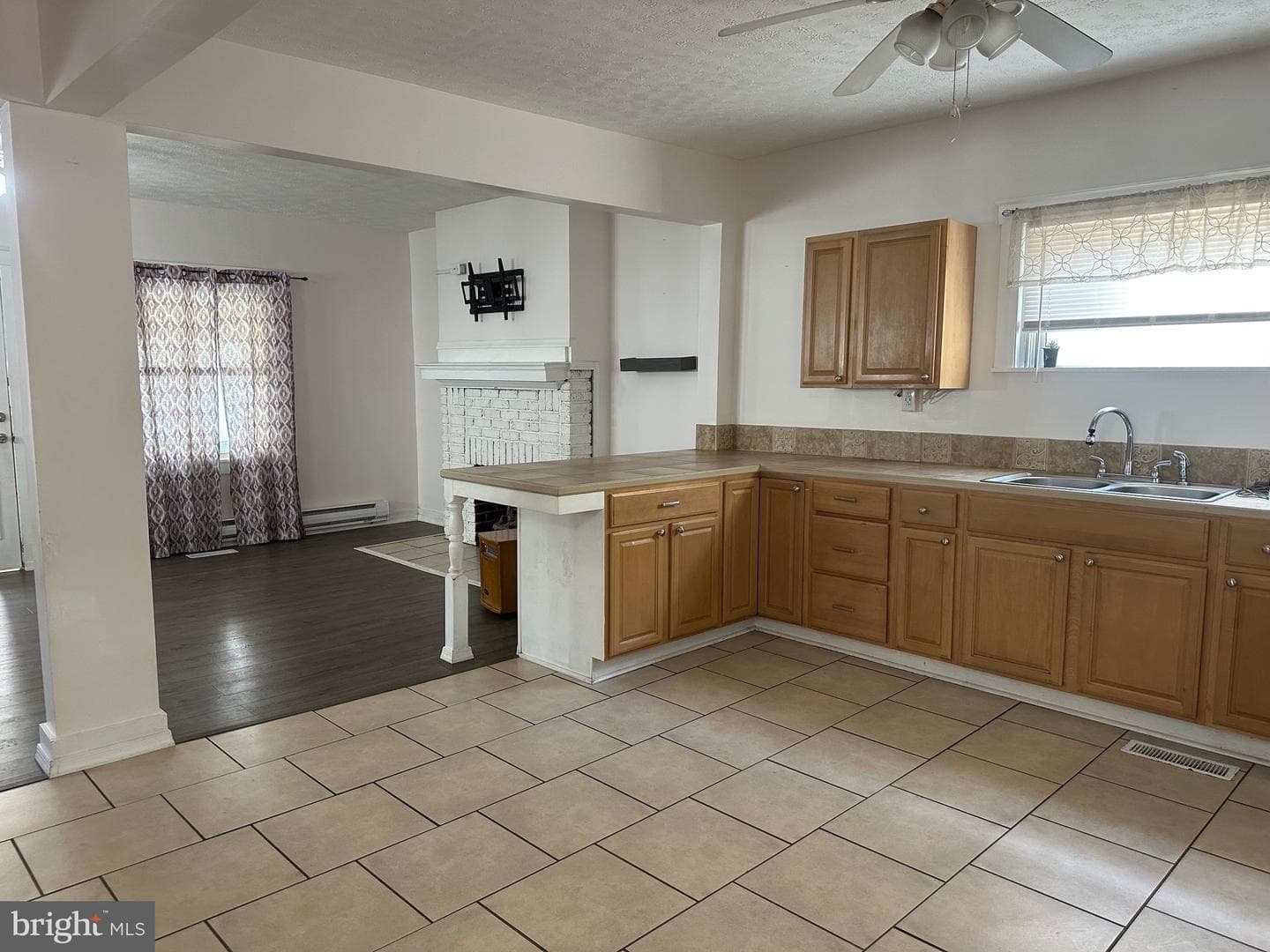 865 Gephart Drive photo 22