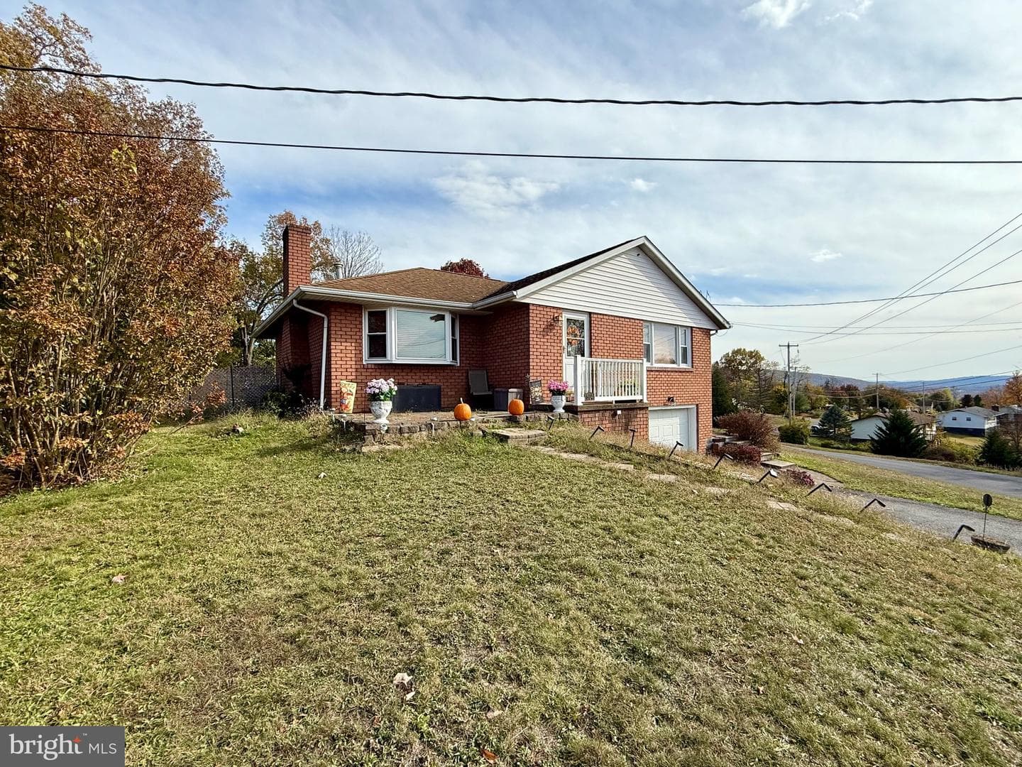 604 White Avenue photo 2