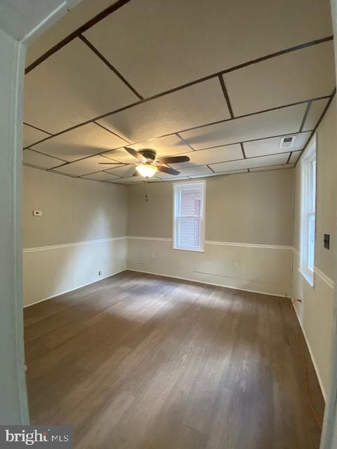 730 Baker St photo 12