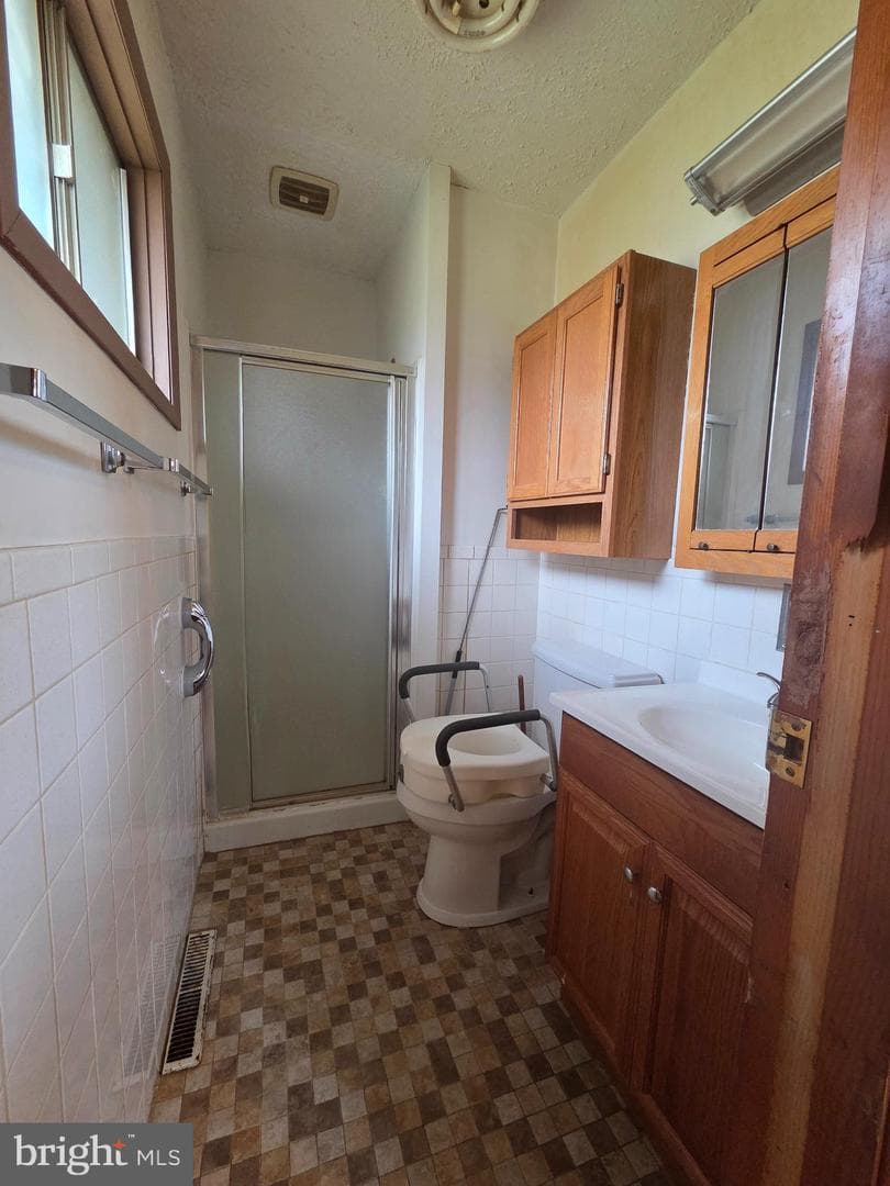 14201 Maple Leaf Drive SE photo 29