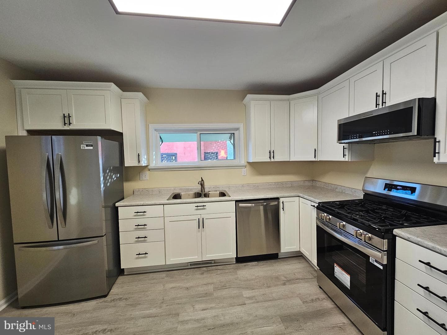 219 Carroll Street photo 14
