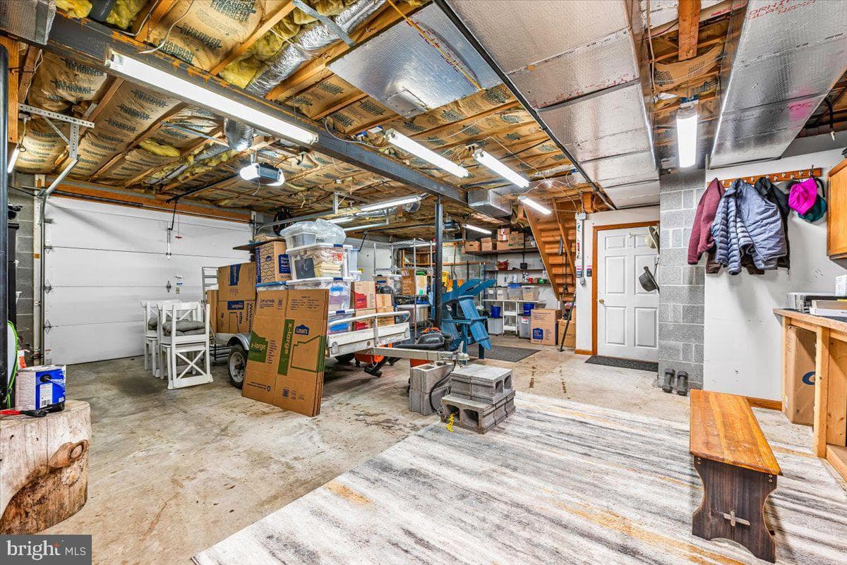 887 Weires Avenue photo 64