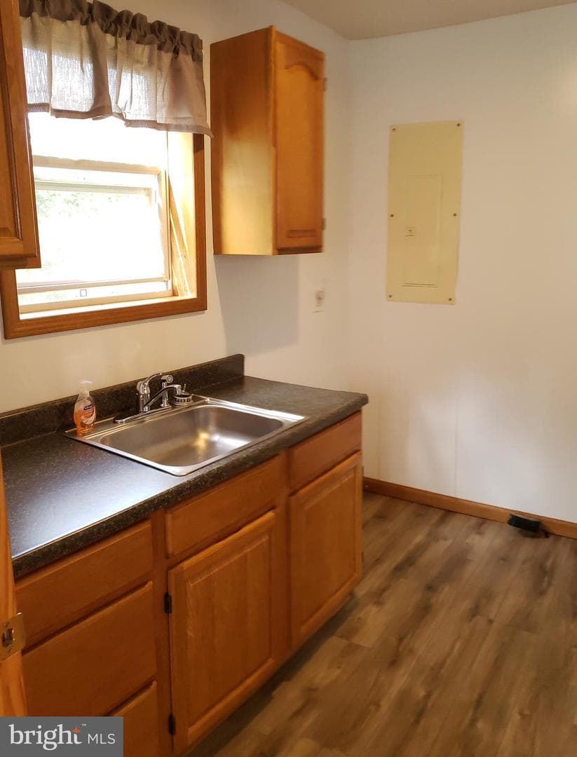 12815 Bowling Street photo 11