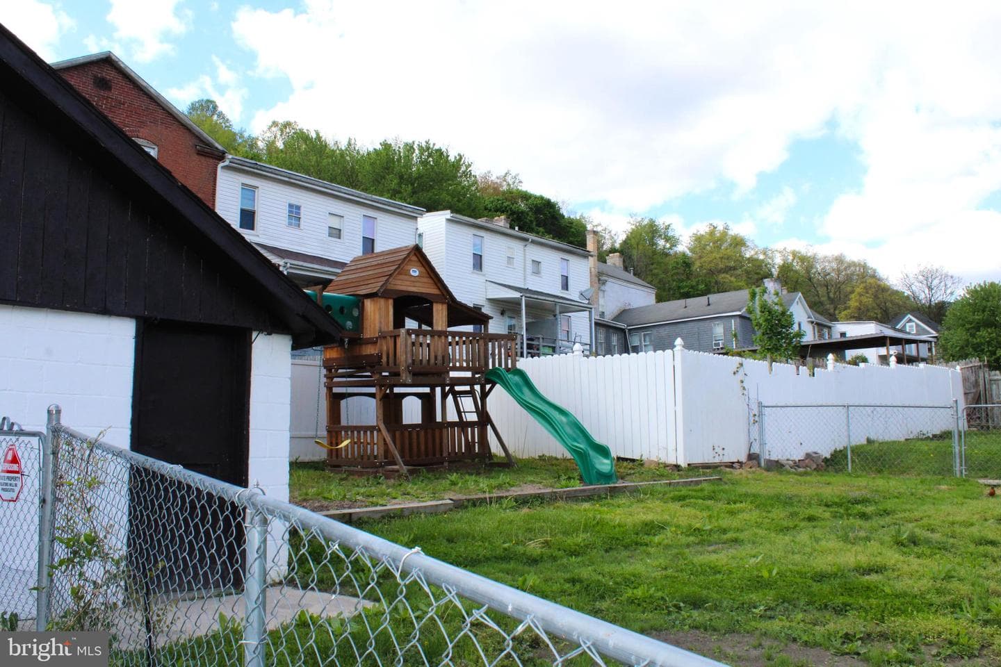 614 Lincoln Street photo 12