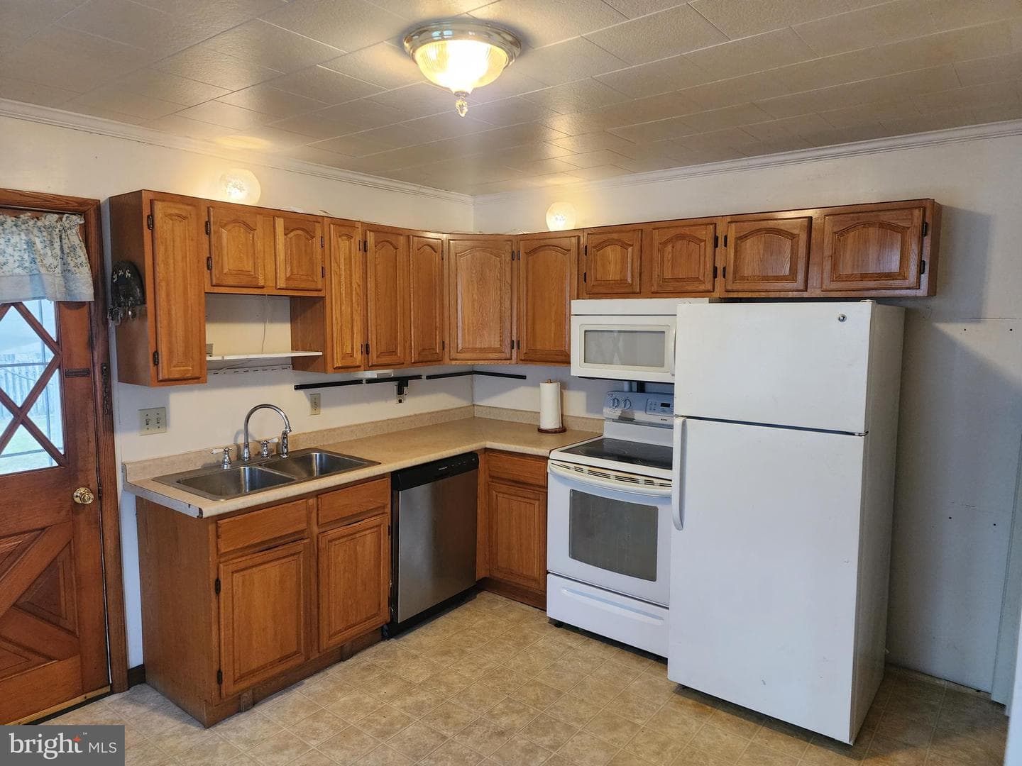 14218 Gardner Avenue photo 7