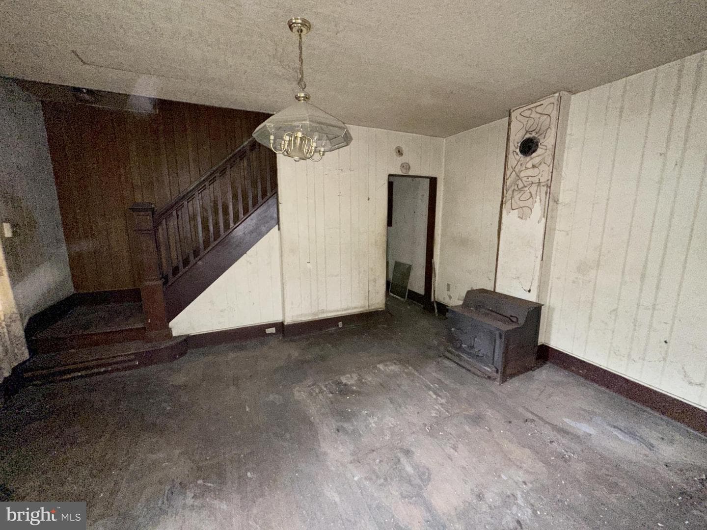 648 Baker Street photo 12