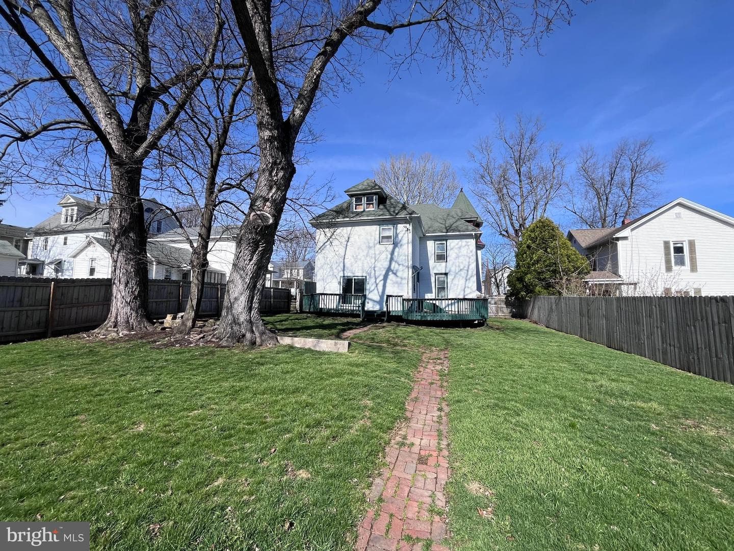 30 Frost Avenue photo 37