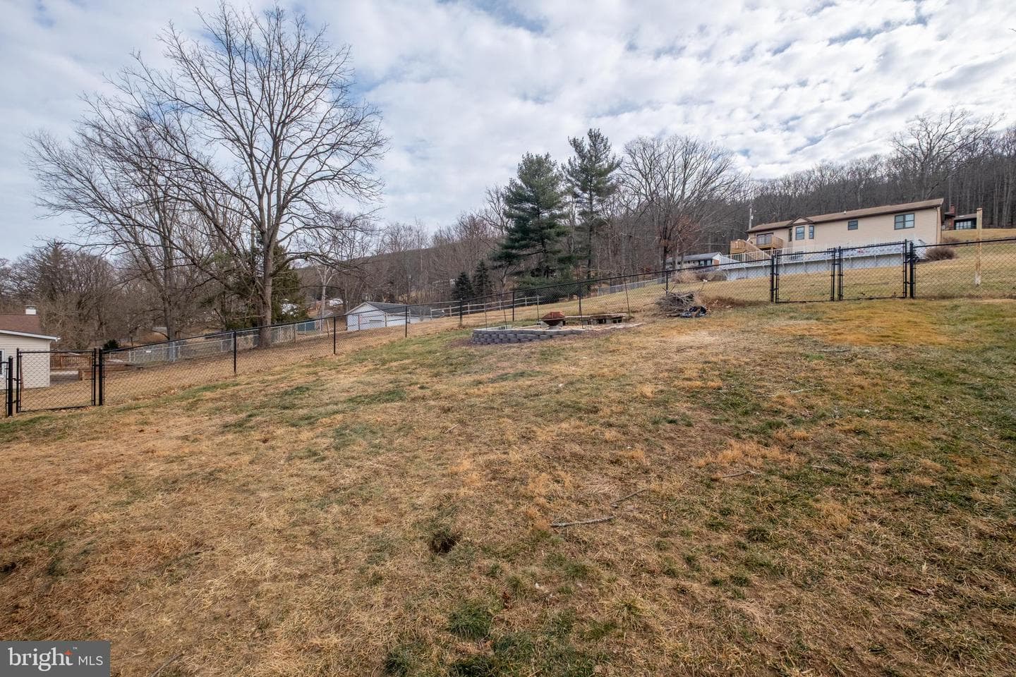 529 B Street photo 35