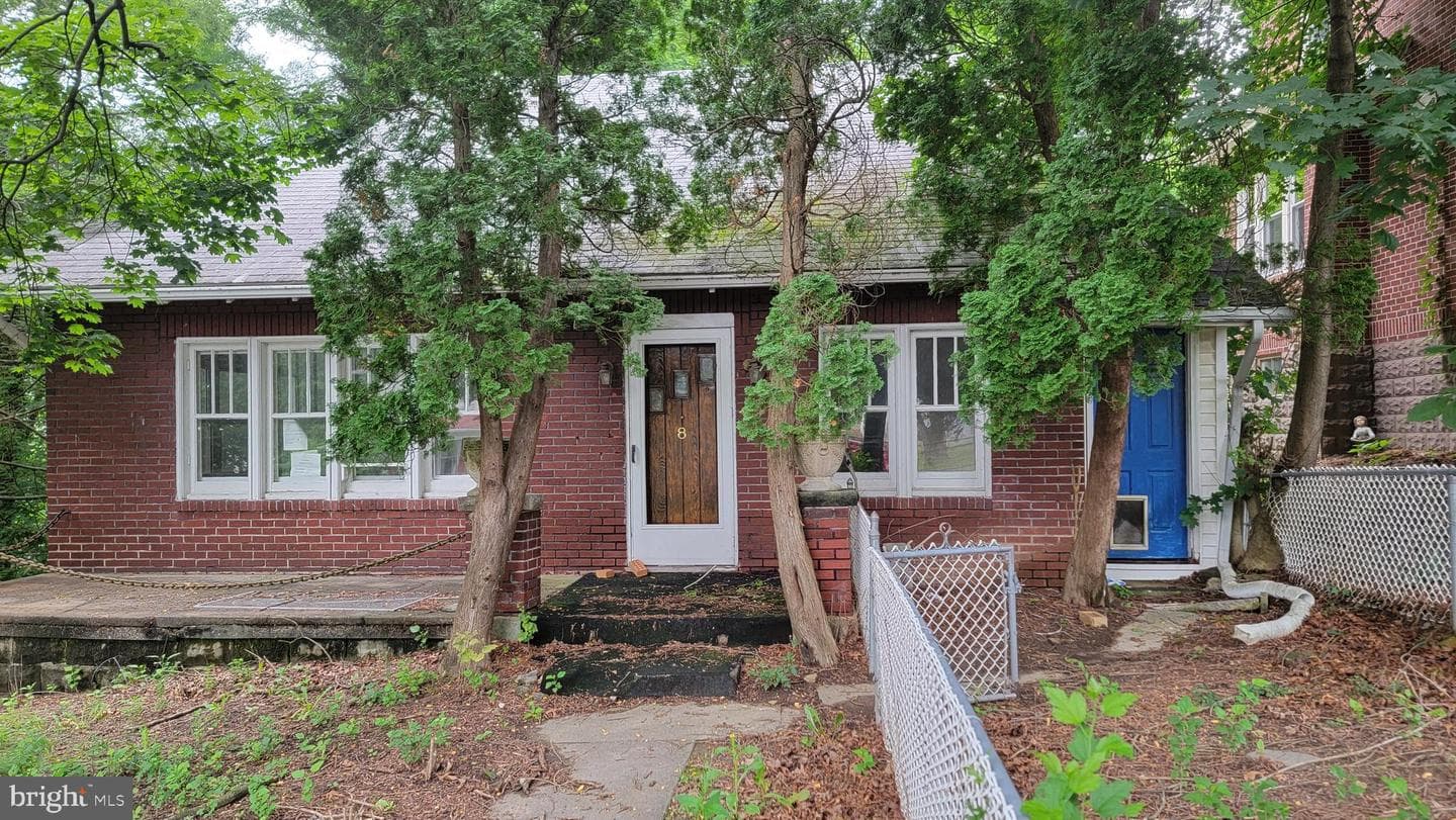8 Buchanan Avenue photo 21
